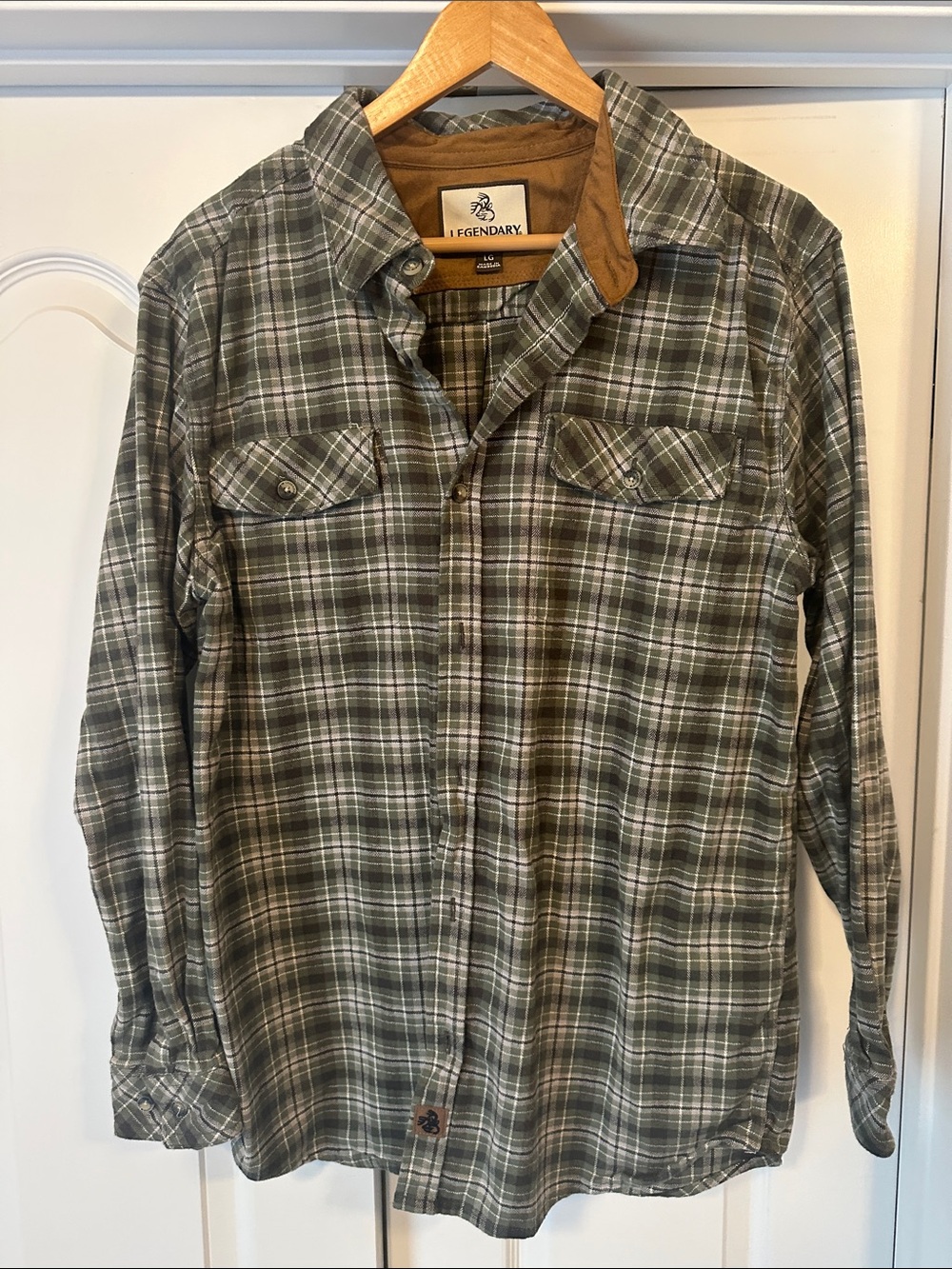 Legendary Whitetails Green Plaid Flannel Button-Down Shirt